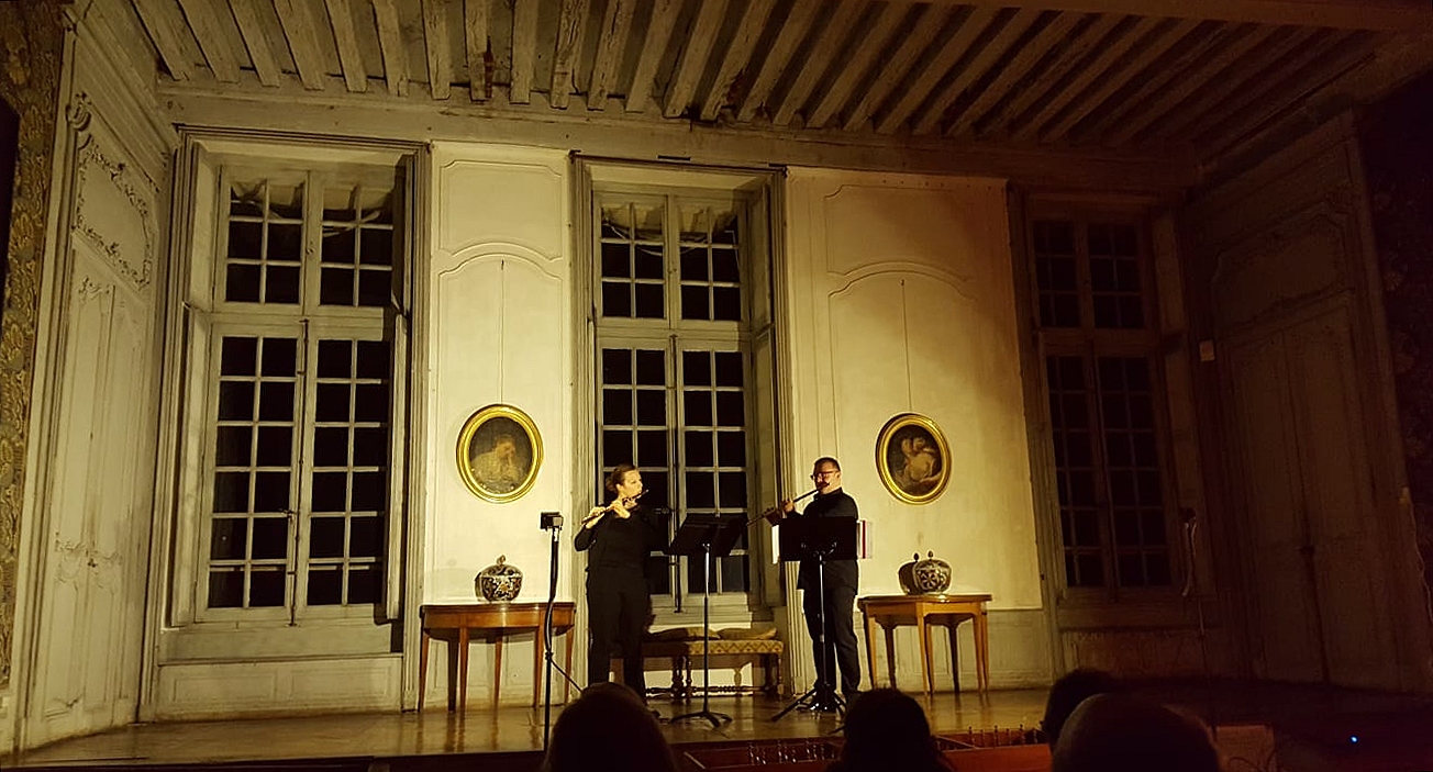 Le concert du duo Doppler dans le grand salon du château