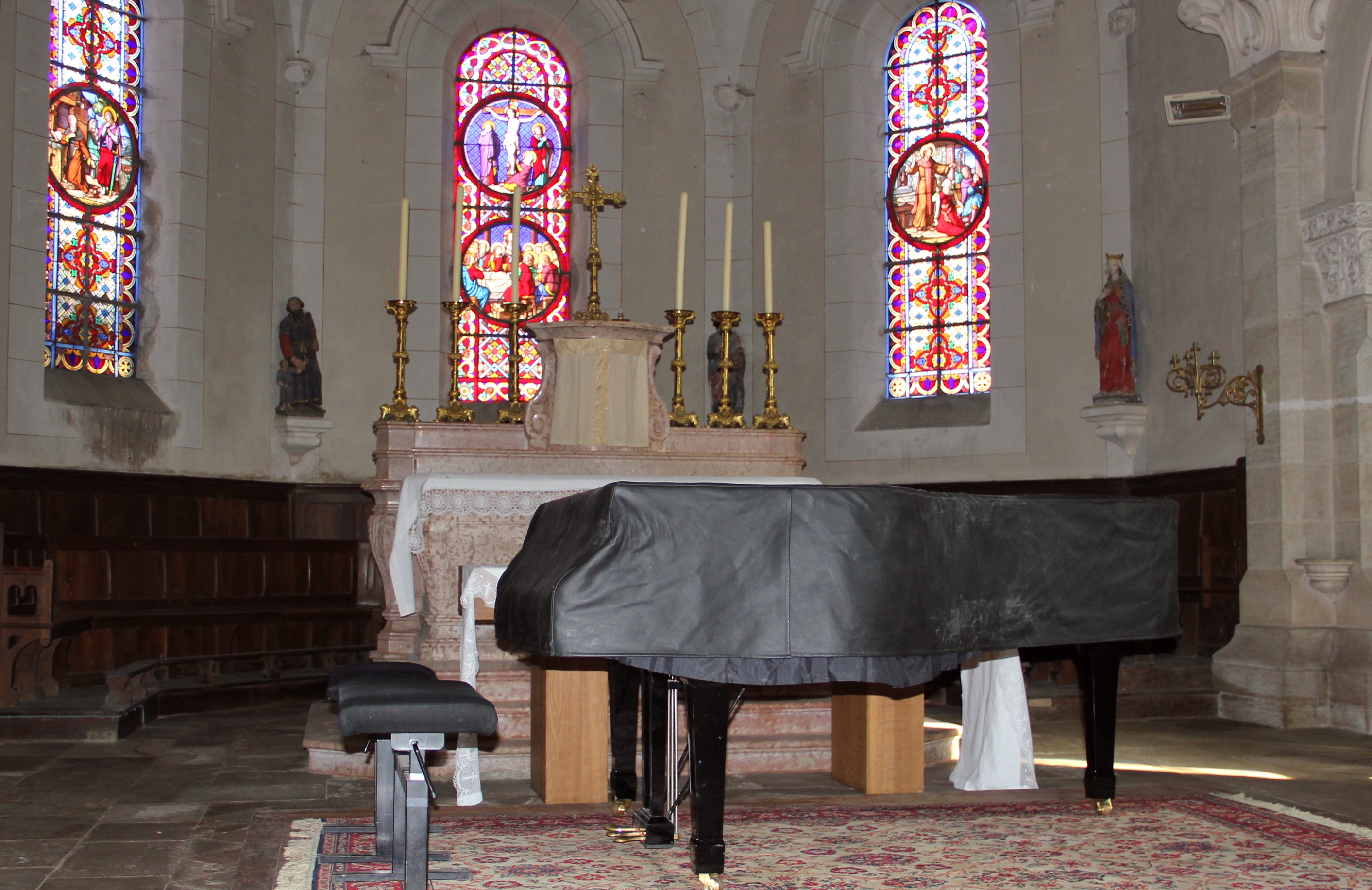 Le piano se repose, après le concert....