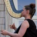 Joanna Ohlmann, harpiste, en concert