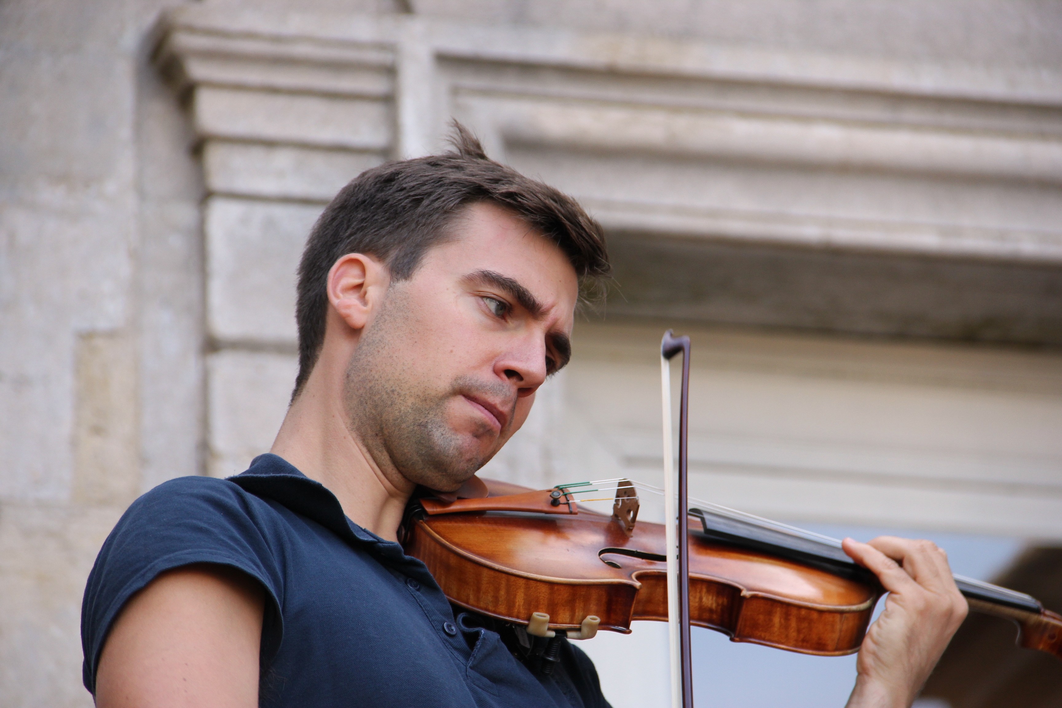 Mathieu Handtschoewercker, du Trio Chausson, en répétition